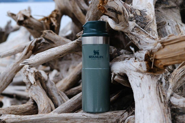 Sıkı Bir Yol Arkadaşına Mı İhtiyacın Var? Stanley Travel Mug Modellerini Şimdi İncele - Termos Dünyası