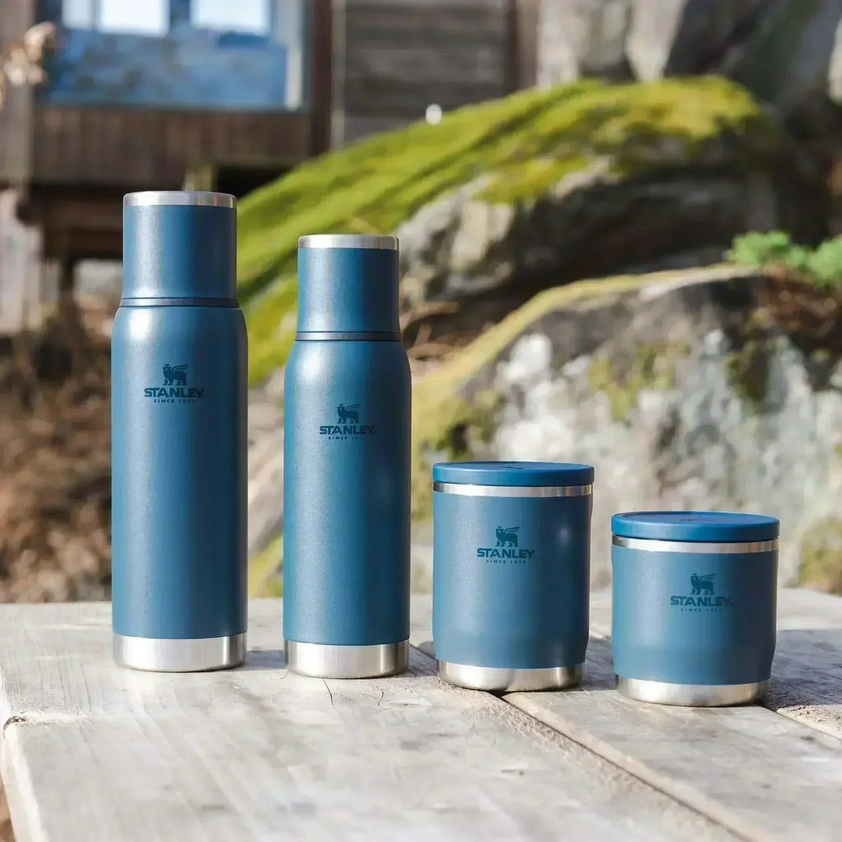 Stanley Adventure To-Go Bottle Koyu Mavi 1 L