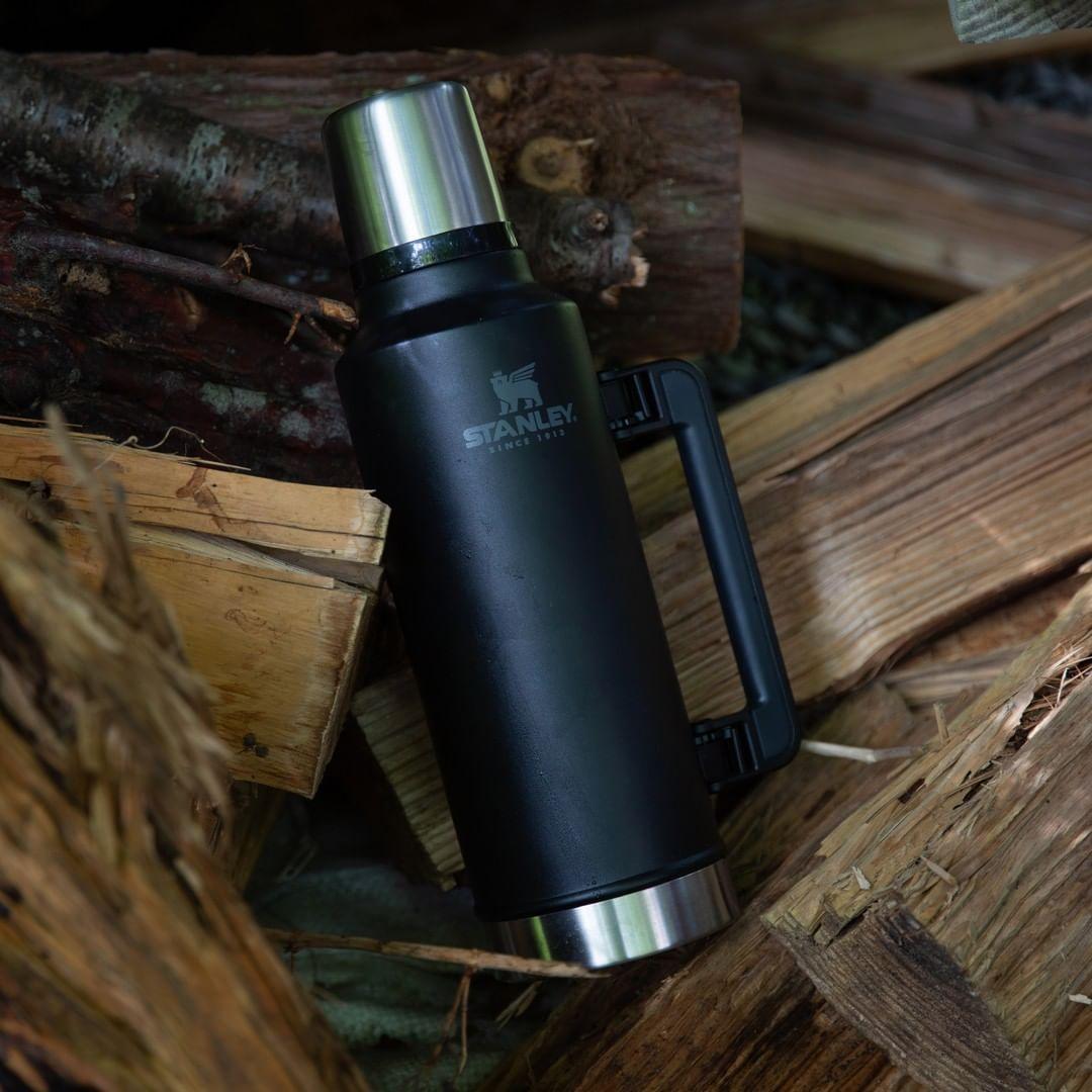 Stanley Classic Legendary Bottle Siyah 1.9 L