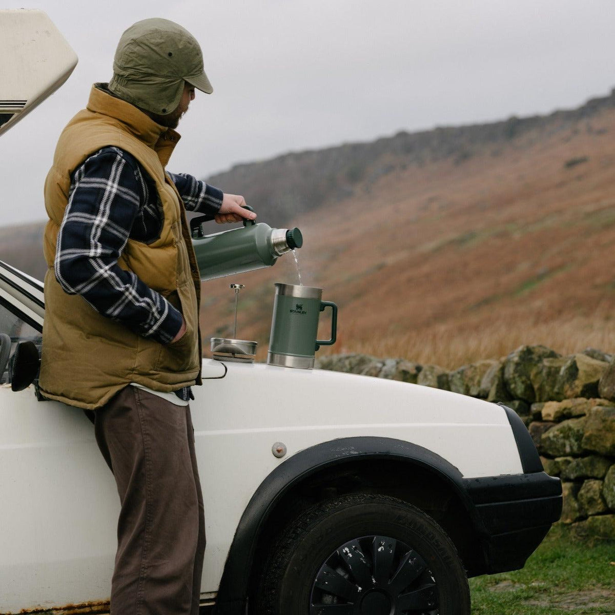 Stanley Classic Legendary Bottle Yeşil 1.9 L