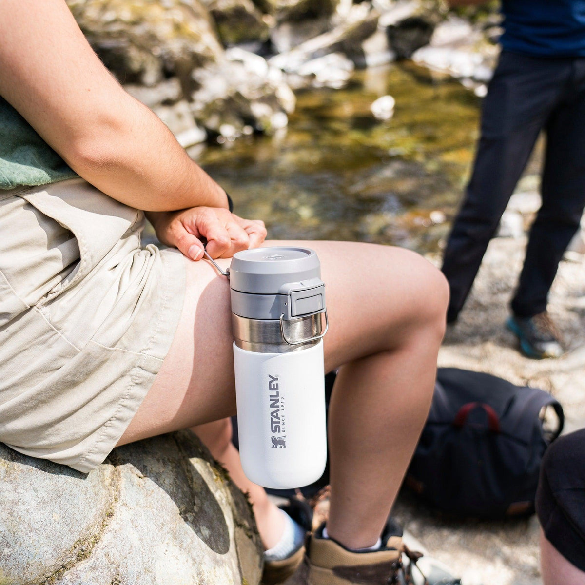 Stanley GO Quick Flip Su Şişesi Beyaz 0.47 L