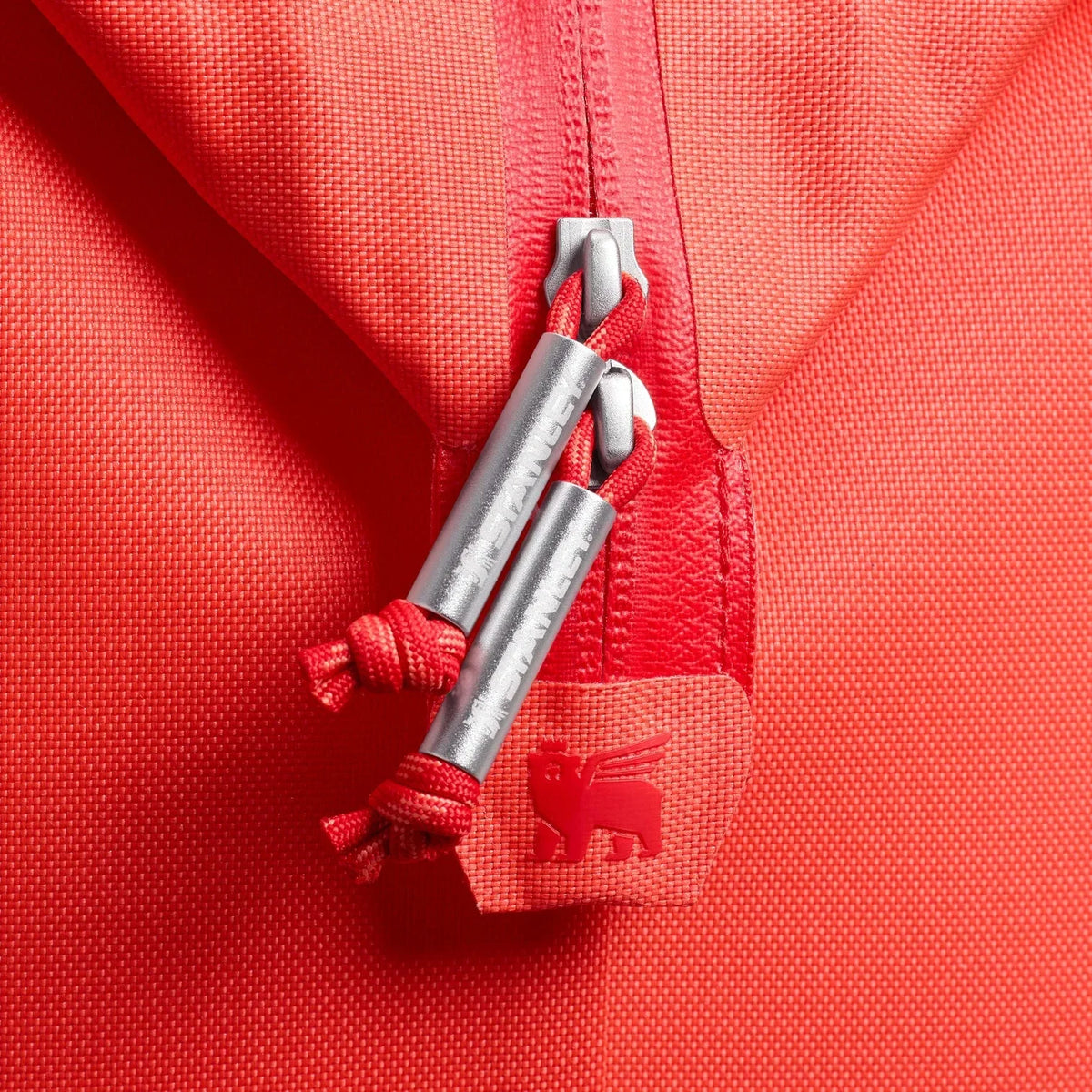 Stanley The All Day Madeleine Midi Sırt Tipi Termos Çanta – 14L Hot Coral